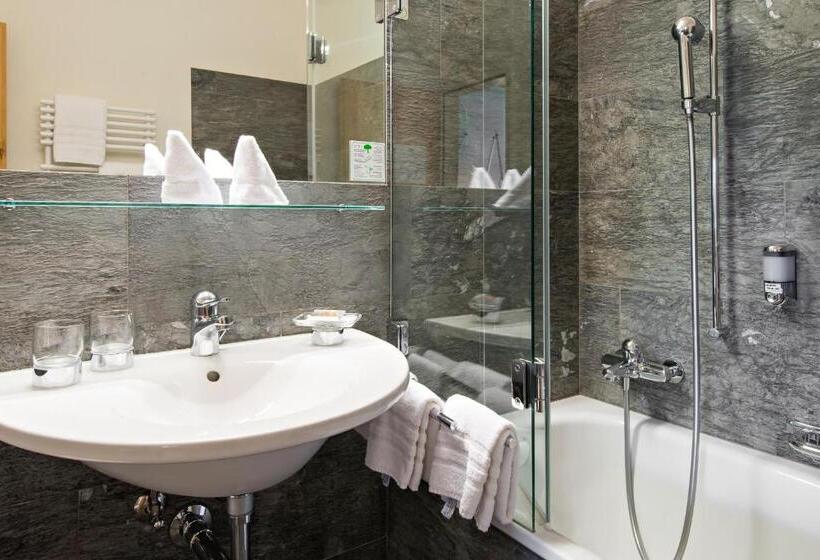 غرفة سوبيريور مزودة بشرفة, Chesa Randolina