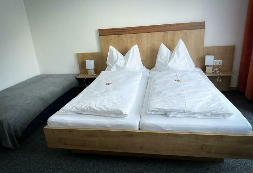 Номер Стандарт Трехместный, Frühstückspension Auer Haus Kargl