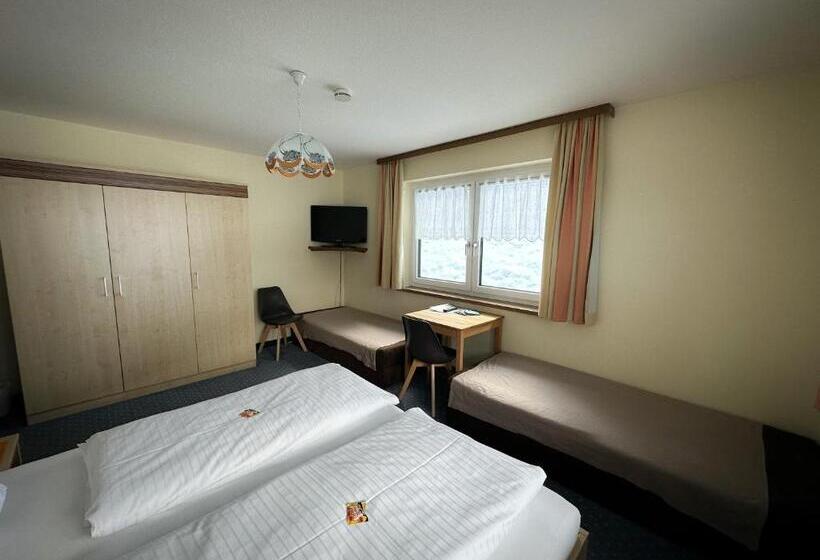 Четырехместный Номер Стандарт, Frühstückspension Auer Haus Kargl