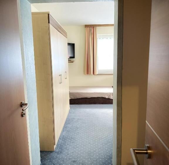 Четырехместный Номер Стандарт, Frühstückspension Auer Haus Kargl