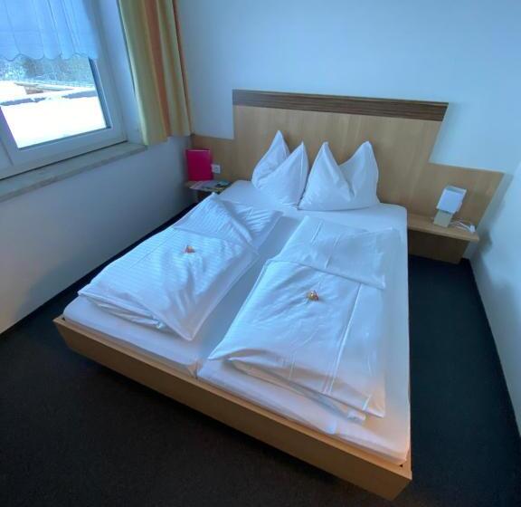 Индивидуальный Номер Классика, Frühstückspension Auer Haus Kargl