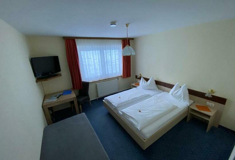 Номер Стандарт, Frühstückspension Auer Haus Kargl