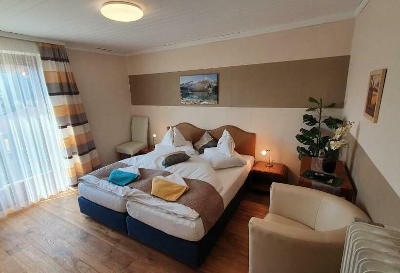 غرفة قياسية مزوَّدة بشُرفة, Gästehaus Bärwald