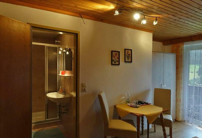 חדר סטנדרט, Gästehaus Zum Tauern