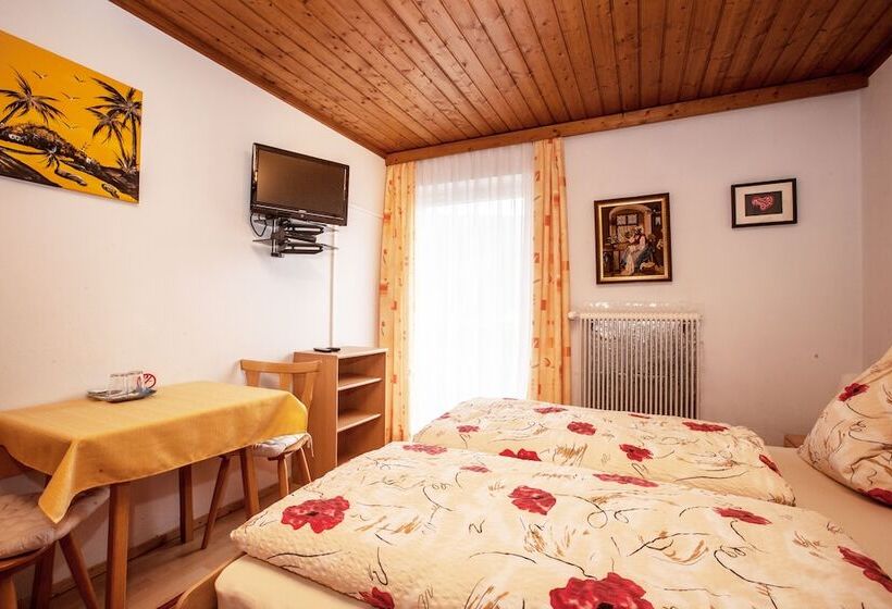 דירת שלושה חדרים, Gästehaus Zum Tauern