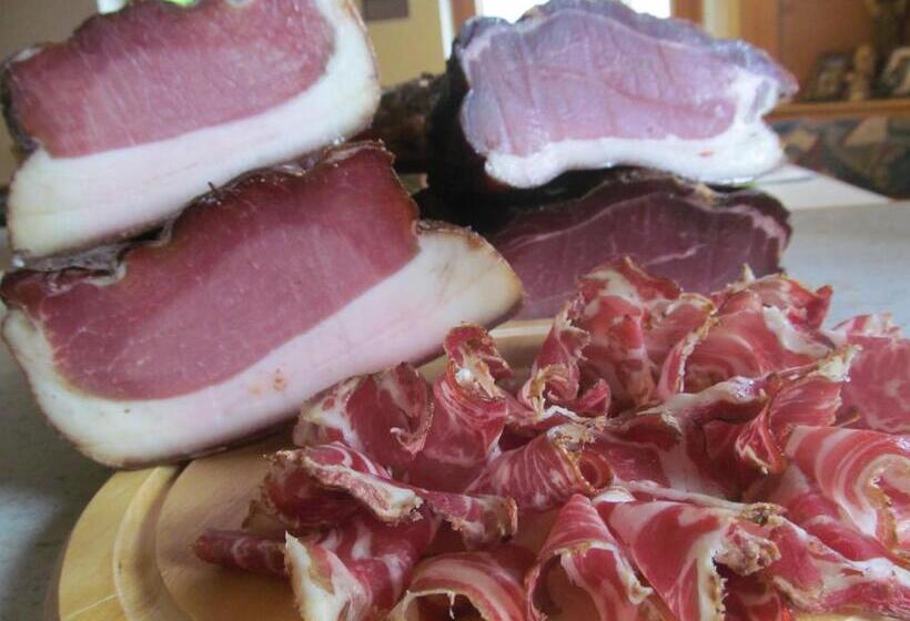 带1个卧室的带阳台的公寓, Klampererhof