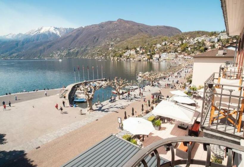 Номер Классический Вид на Озеро, La Meridiana, Lake & Spa