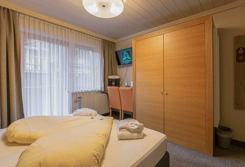 Номер Комфорт, My Alpenwelt Resort