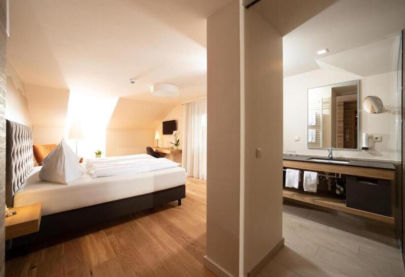 Номер Стандарт, Restaurant Allmer