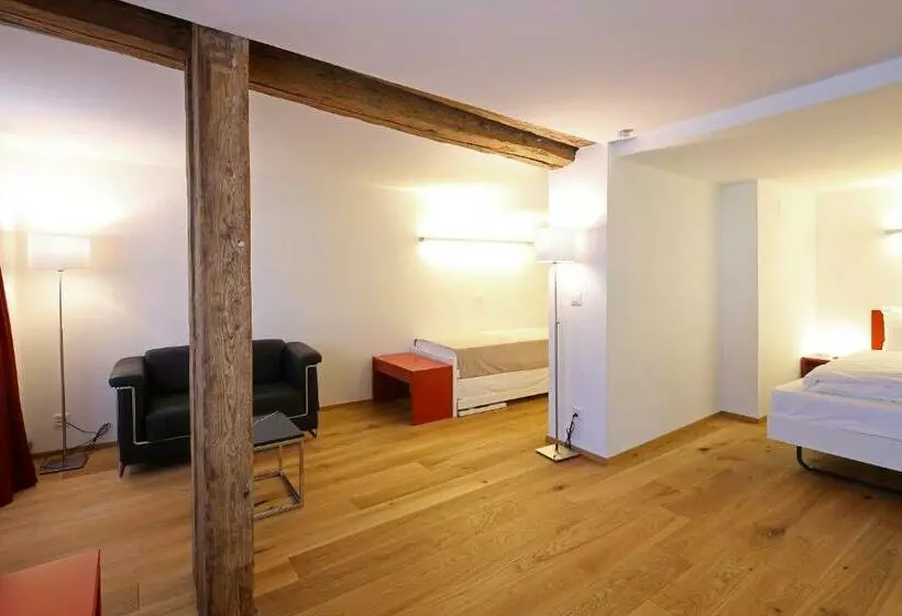 Junior Suite, Roter Ochsen