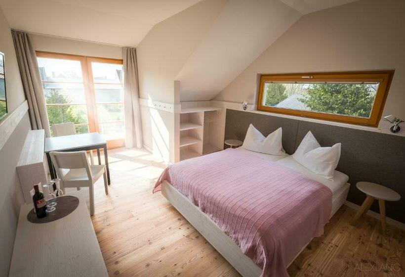 Номер Стандарт, Scheiber Wein & Gästehaus