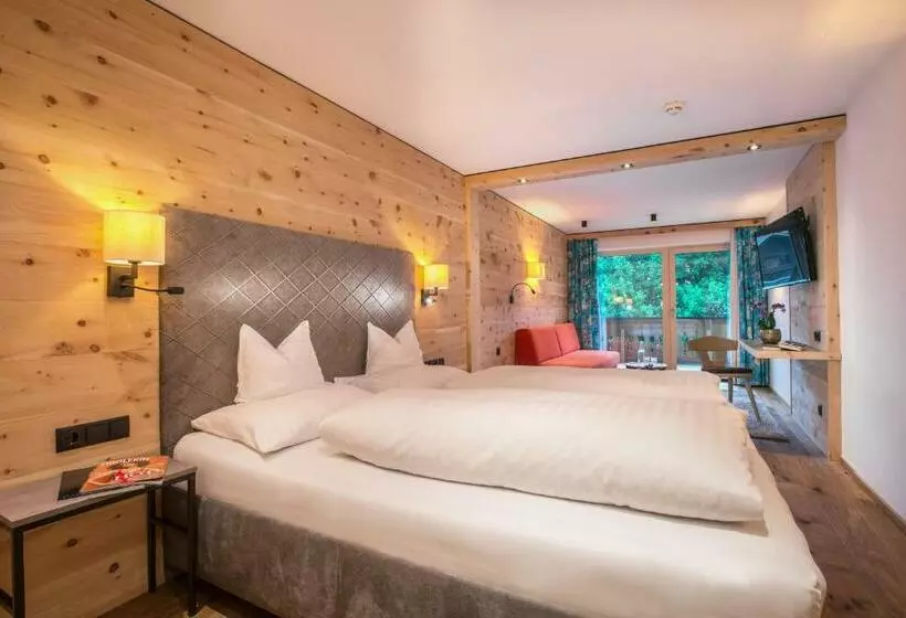 Deluxe Værelse m. Balkon, Tipotsch