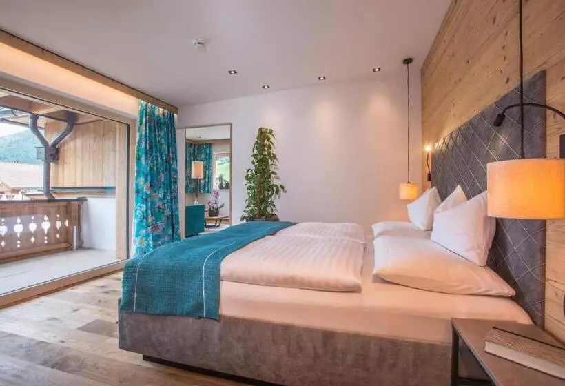 Suite, Tipotsch