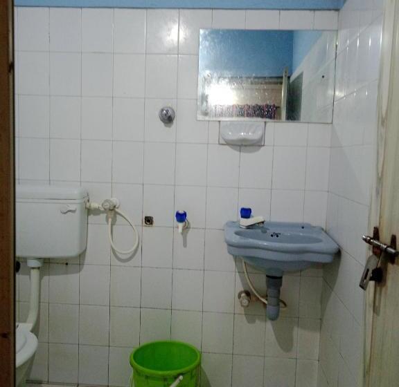 스탠다드 트리플 룸, Layali Ooty Transit Lodging