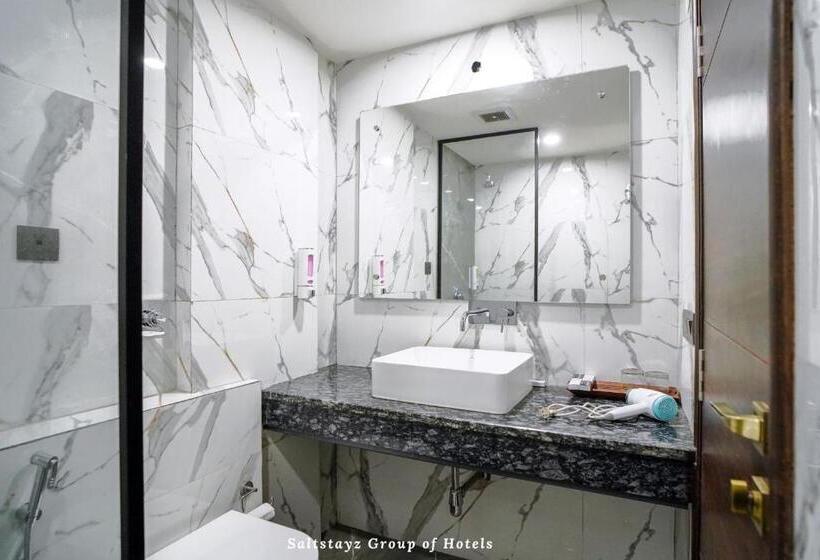 غرفة قياسية سرير كينج, Saltstayz Le Icon  Cyber Hub