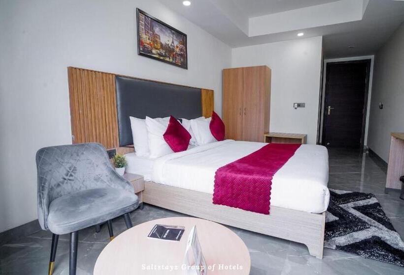 غرفة قياسية سرير كينج, Saltstayz Le Icon  Cyber Hub