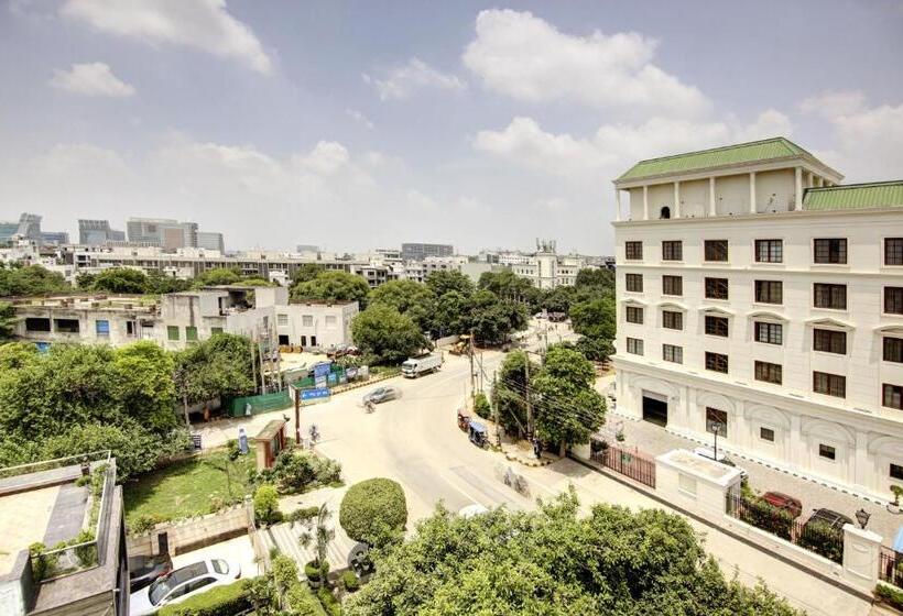 غرفة قياسية سرير كينج, Saltstayz Le Icon  Cyber Hub