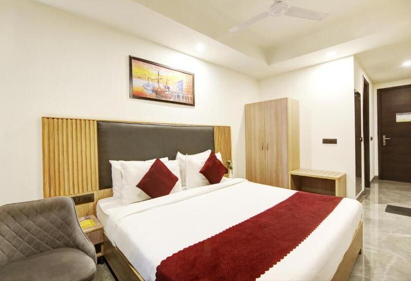 غرفة قياسية سرير كينج, Saltstayz Le Icon  Cyber Hub