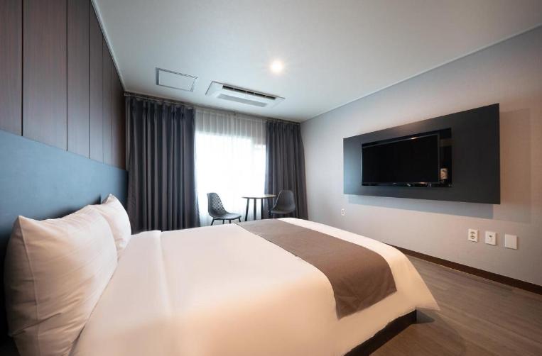 Номер Deluxe, Jin Motel