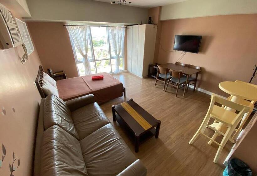 استودیوی استاندارد, Abreeza Chills Place T1 1105