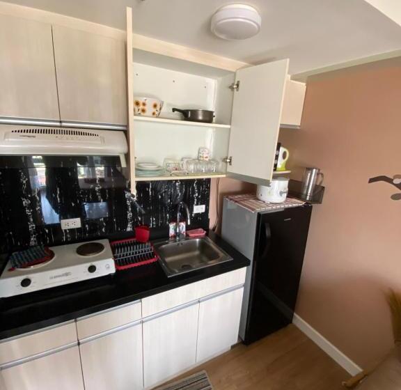 استودیوی استاندارد, Abreeza Chills Place T1 1105