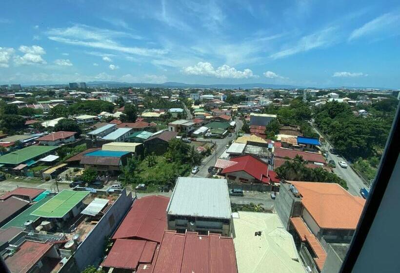 استودیوی استاندارد, Abreeza Chills Place T1 1105