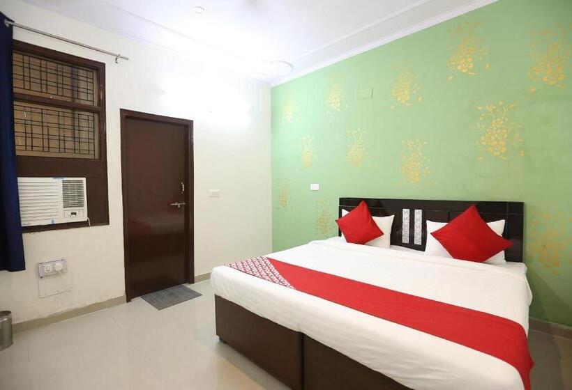 غرفة كلاسيكية ثلاثية, O Royal Guest House