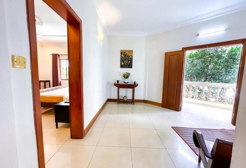 キングサイズベッドのデラックスルーム, Maison Arnica Hotel & Restaurant