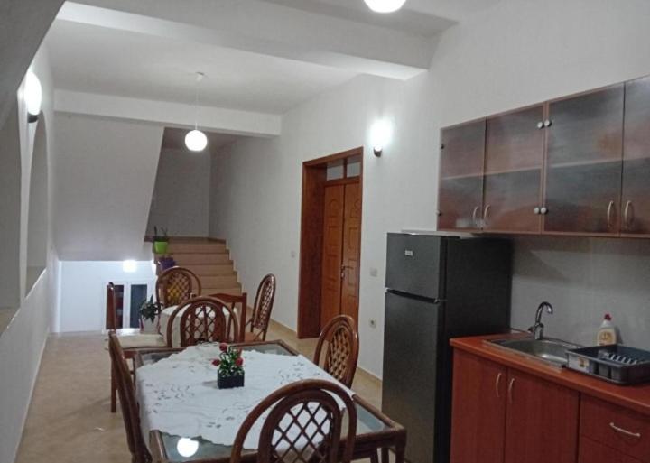 اتاق استاندارد, Guest House Irvin