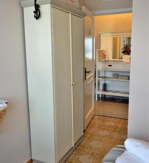 اتاق استاندارد, Salerno Al Golfo B&b