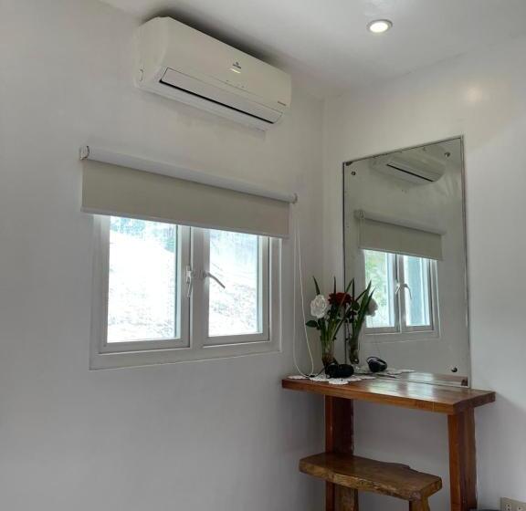 اتاق لوکس چهار تخته, Everrich Boutique Resort Boracay