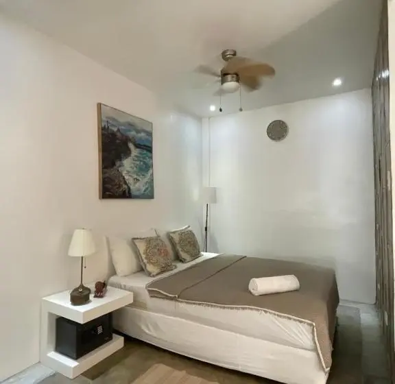 Deluxe Neljän Hengen Huone, Everrich Boutique Resort Boracay