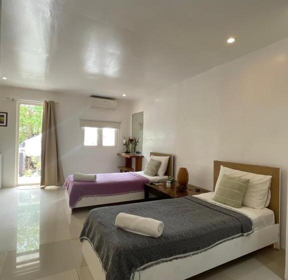 디럭스 4인 룸, Everrich Boutique Resort Boracay