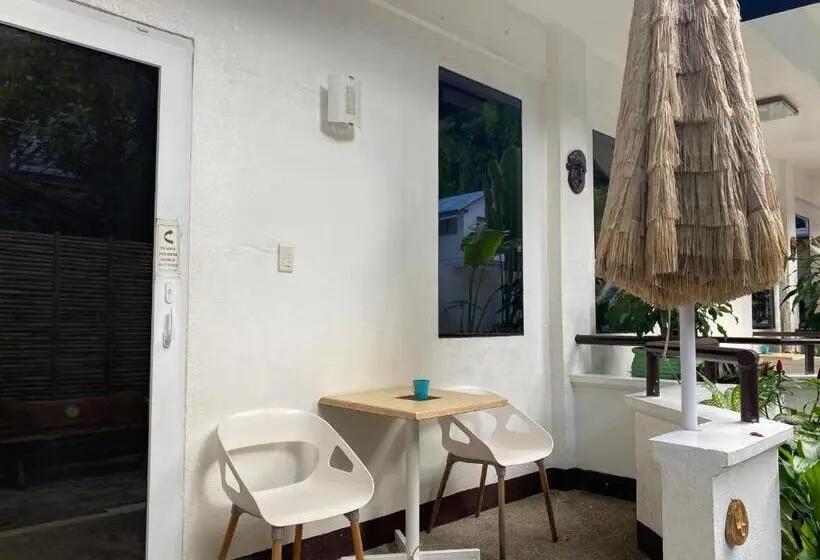 Standard Kolmen Hengen Huone, Everrich Boutique Resort Boracay