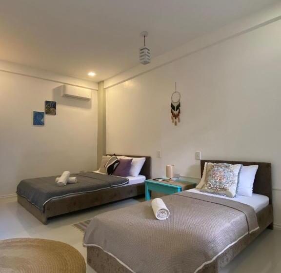 스탠다드 트리플 룸, Everrich Boutique Resort Boracay