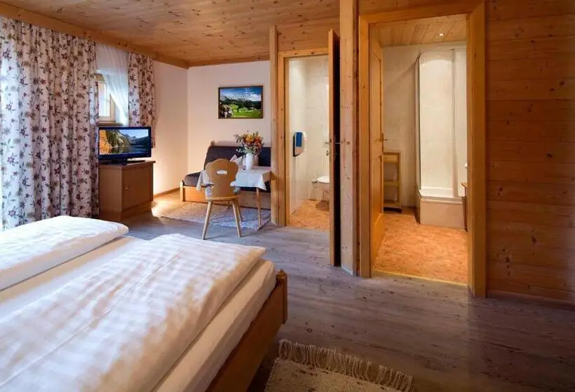 スタンダードトリプルルーム, Gasthof Pension Lohfeyer