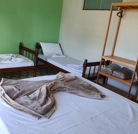 スタンダード４人部屋, Pousada Mar E Moto