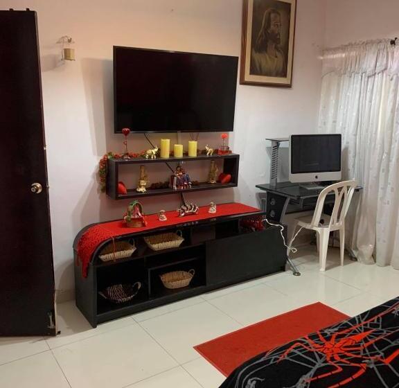 Quarto Triplo Estandar, Apartamentos Y Estudios Manga Real