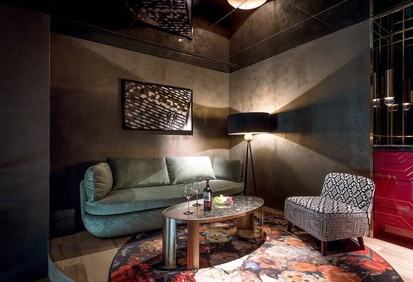 Suite Dúplex, Art Paradiso, Paradise City