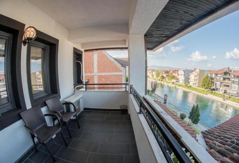 اتاق استاندارد با چشمانداز, Beograd Struga