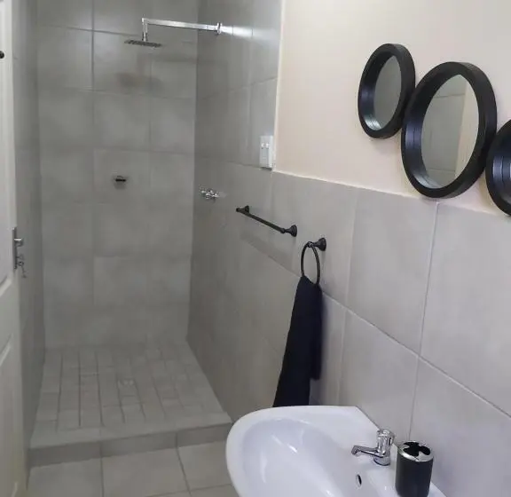 デラックスルーム, Ezweni Lodge