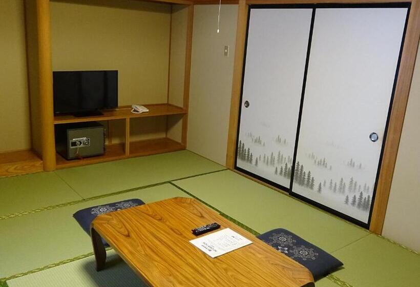 带共用浴室的标准房间, New Yokote
