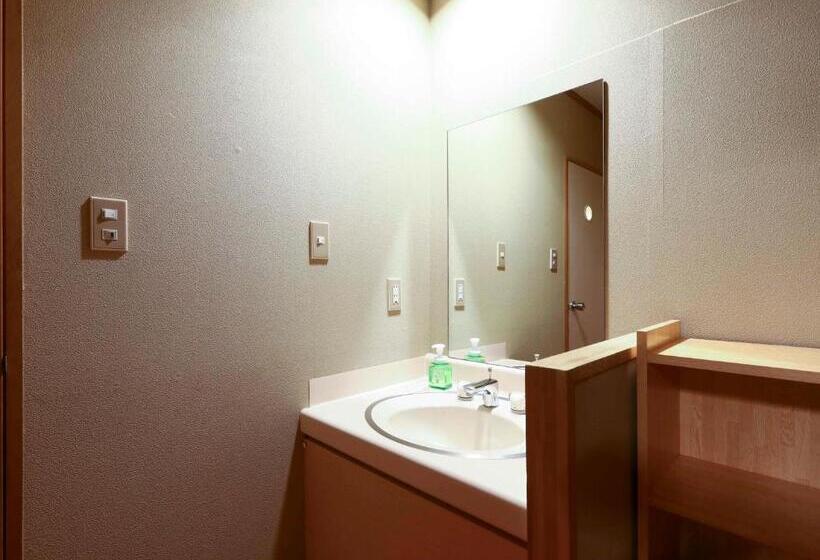 Номер Стандарт Совместная Ванная, New Yokote