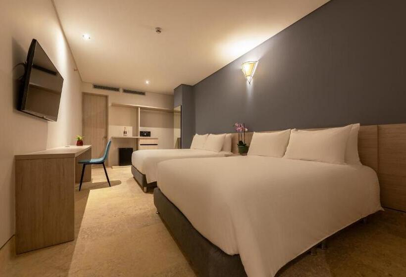 غرفه قياسيه سريرين مزدوجين, Rilux Cartagena