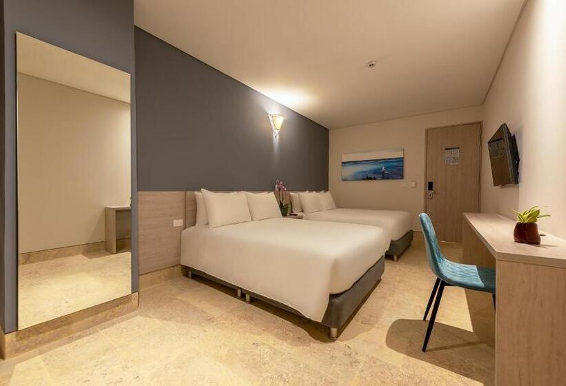 غرفه قياسيه سريرين مزدوجين, Rilux Cartagena