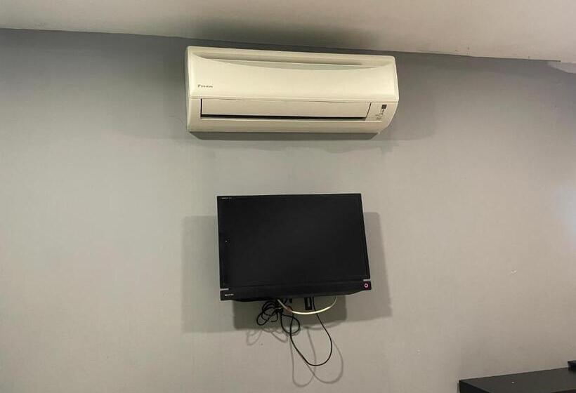 스탠다드 트리플 룸, Rim Global Subang