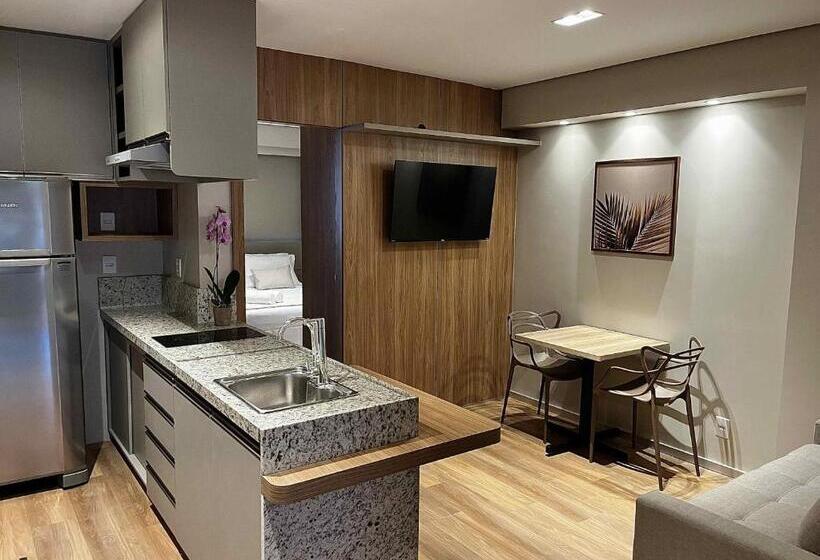 스탠다드 스튜디오, Life Residence