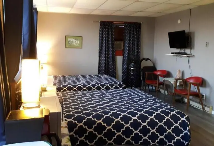 Deluxe-perhehuone, Nipigon Travelers Motel