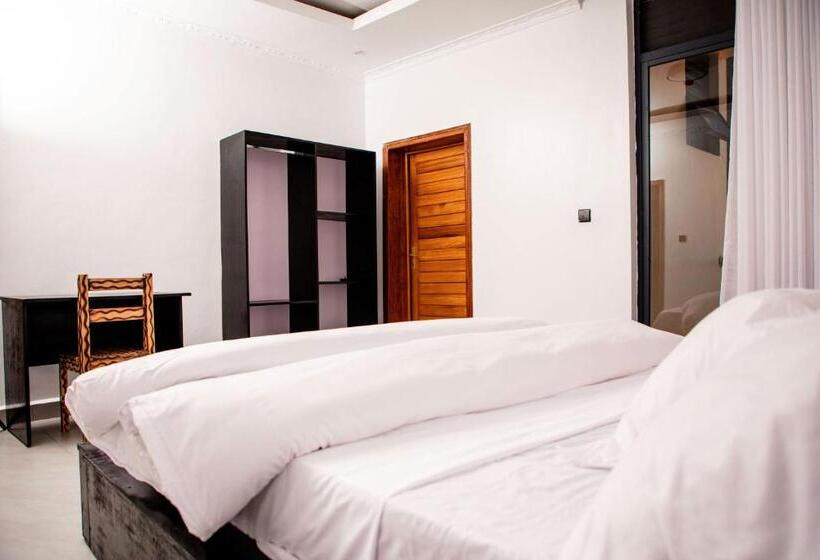 اتاق استاندارد یک تخته با بالکن, Senita Bed & Breakfast