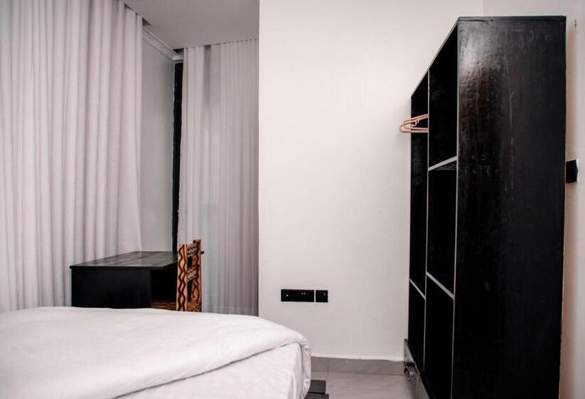 اتاق استاندارد یک تخته با بالکن, Senita Bed & Breakfast